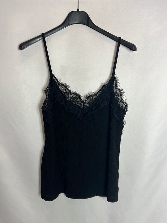 ZARA. Top negro textura y encaje. T S