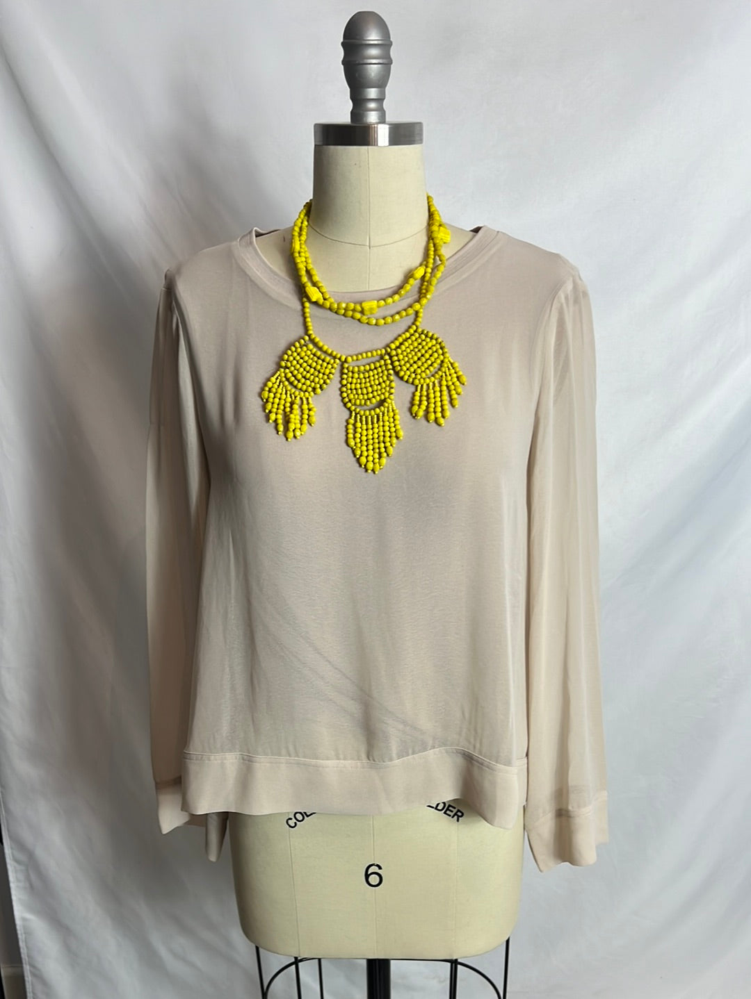 OTRAS. Collar cuentas amarillas