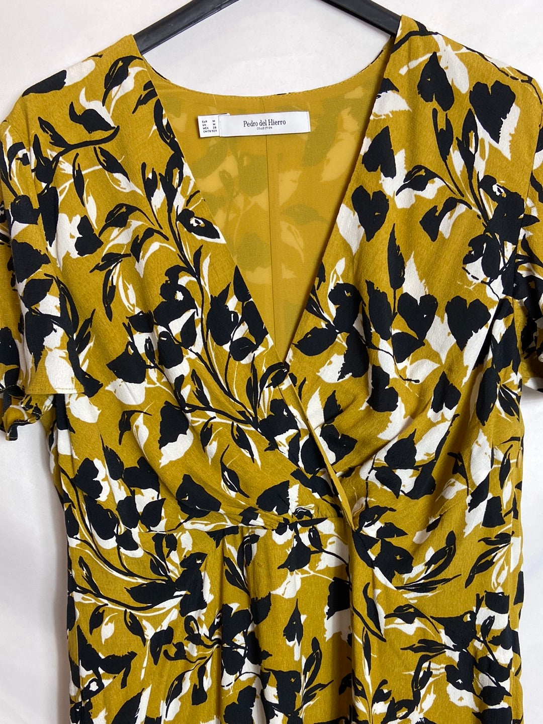 PEDRO DEL HIERRO. Vestido pistacho flores. T.M