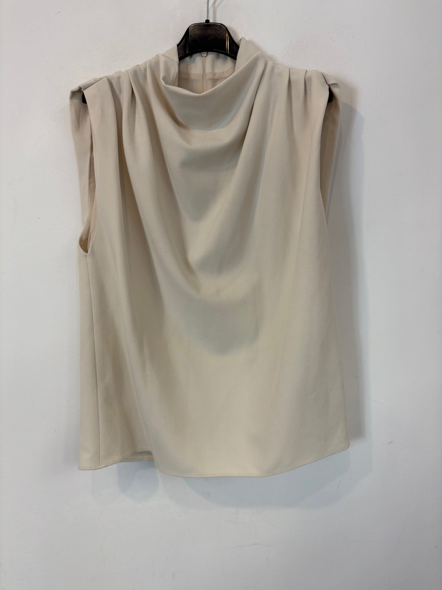 ZARA. Top crudo fruncidos