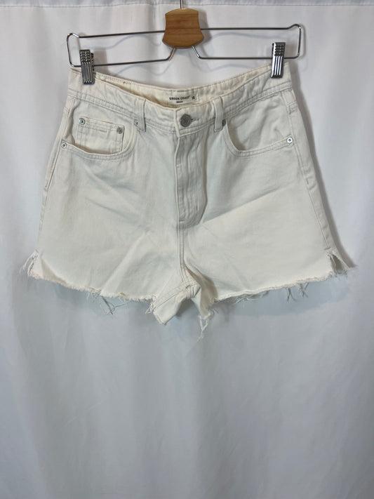 GREEN COAST. White denim shorts. T 38