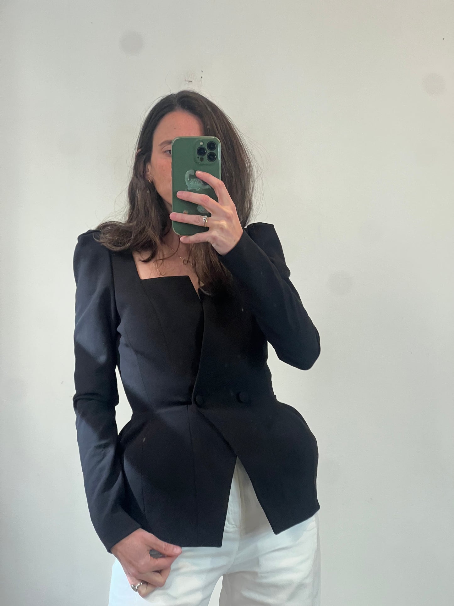 CIMER. Blazer negra detalle cintura