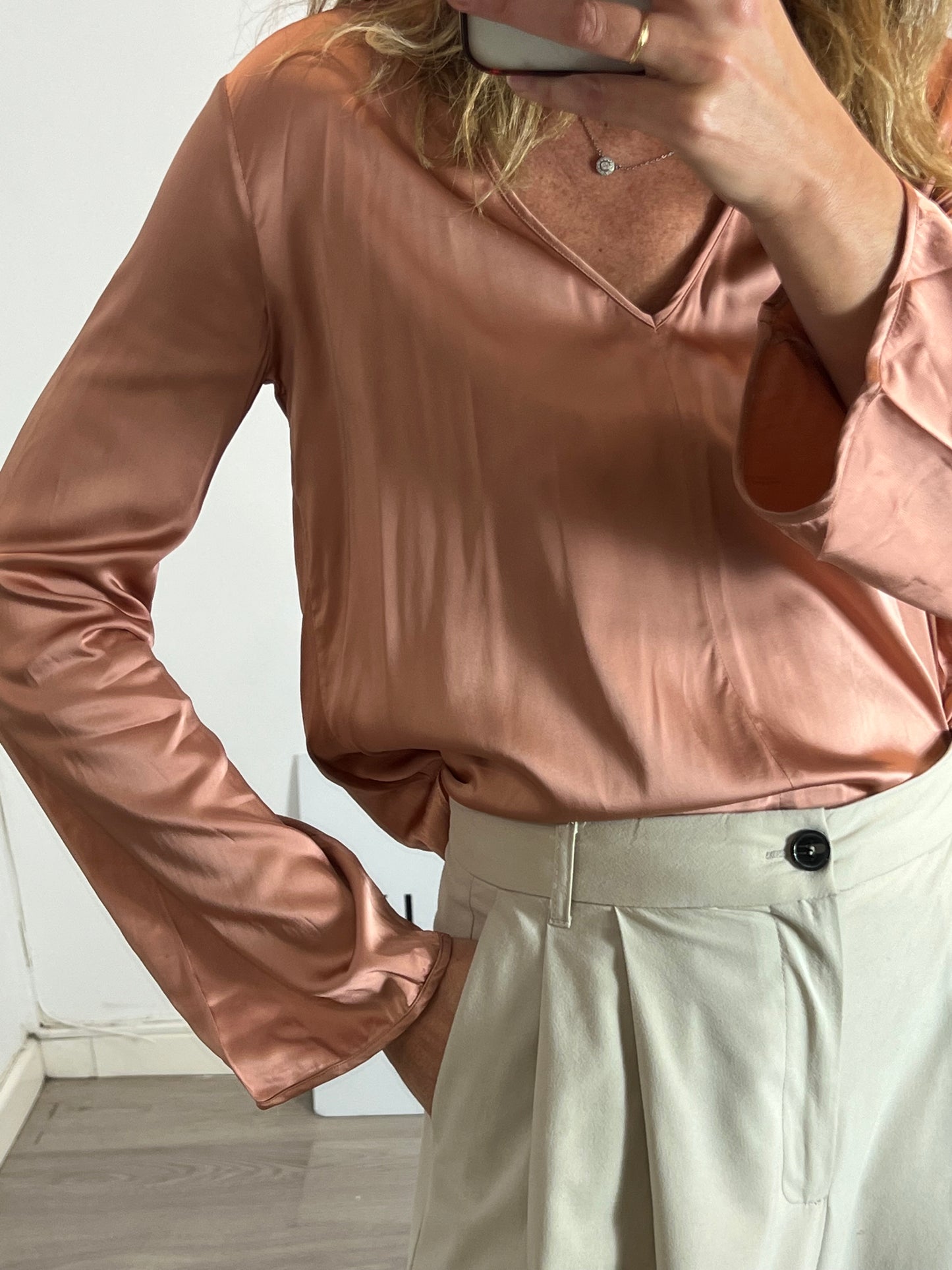 FORTE FORTE. Top maquillaje satinado T.s