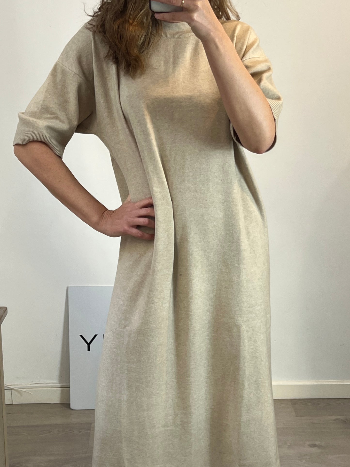 PARFOIS. Beige knitted midi dress. TM/L