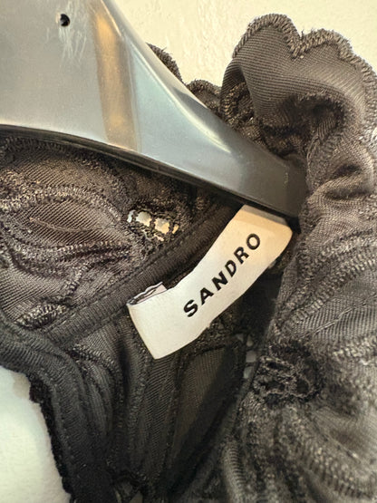 SANDRO. Top negro flores encaje T.2(s/m)