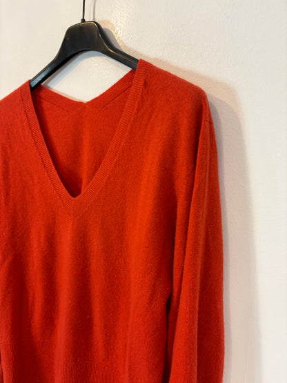 COMPTOIR DES COTONNIERS. Red cashmere V-neck sweater. T.S.