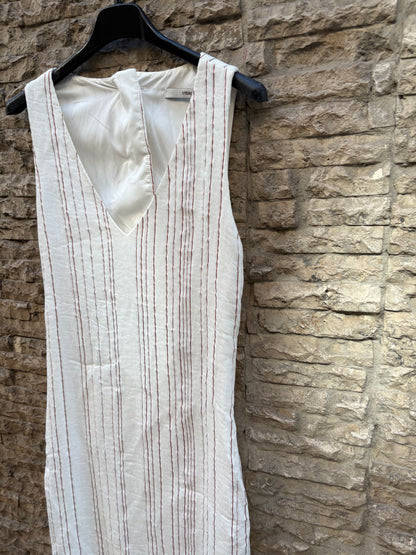 MASSIMO DUTTI. Short green skirt with pocket T.xs