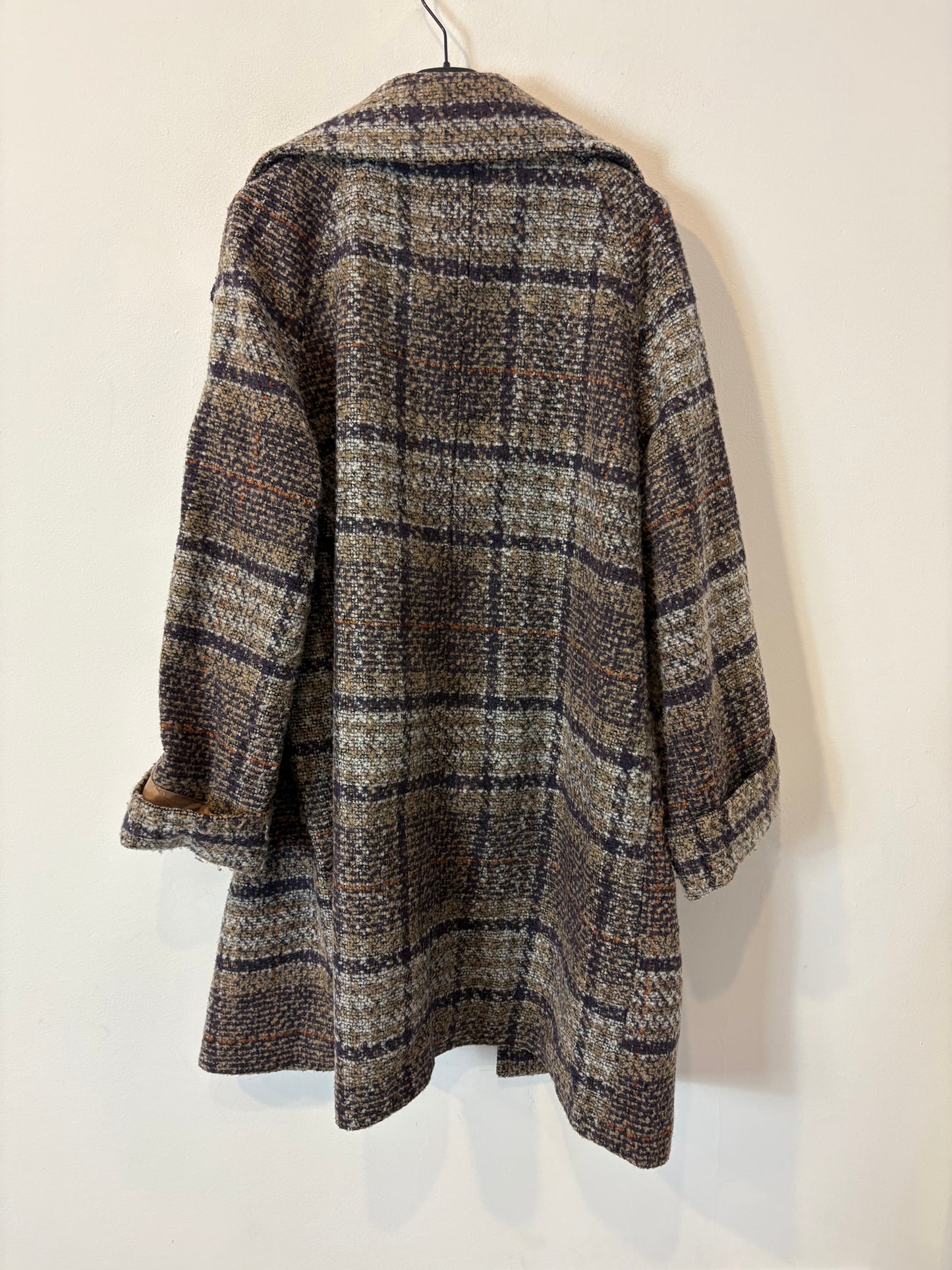 ALGO BONITO. Abrigo cuadros con lana