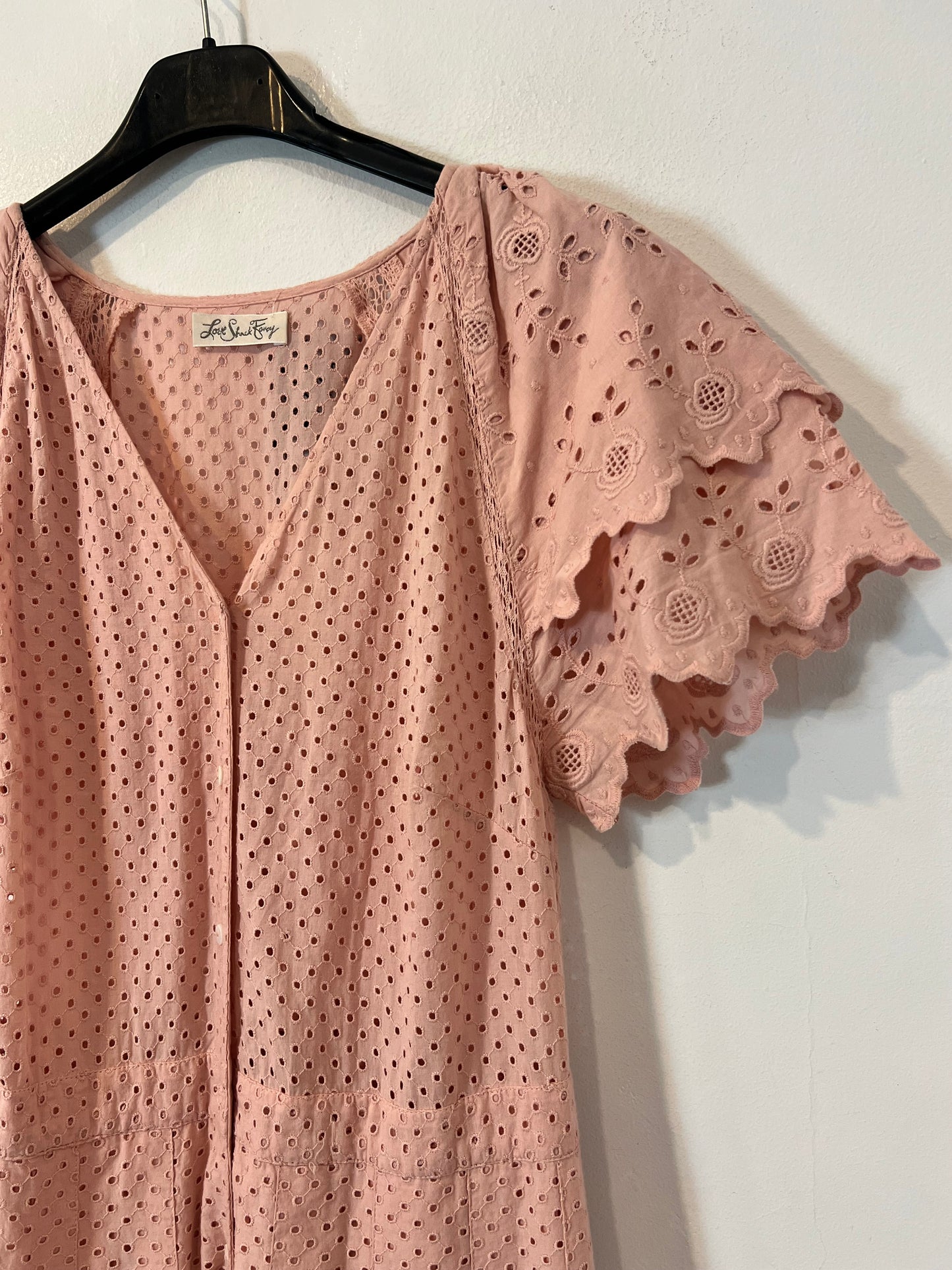 LOVE SHACK FANCY. Vestido largo troquelado rosa palo