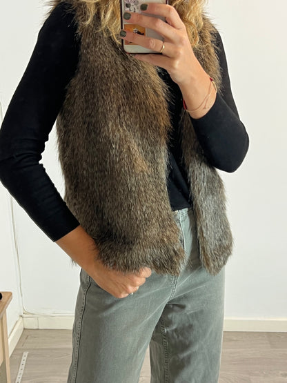 OKEYSI. Chaleco pelo marrón  T.l