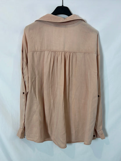 ZARA. Camisa rosa palo bolsillos. T L