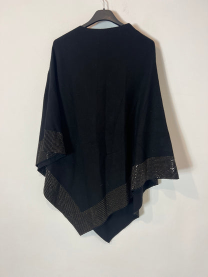 OTRAS. Poncho negro detalle pedrería. T U(M/L)