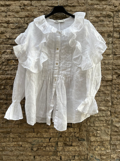 ZARA. Blusa blanca lino detalle capa