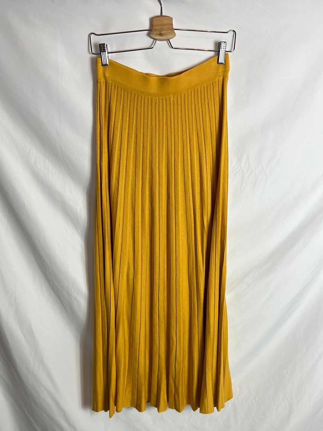 VIRIATO. Falda midi punto plisado T.s