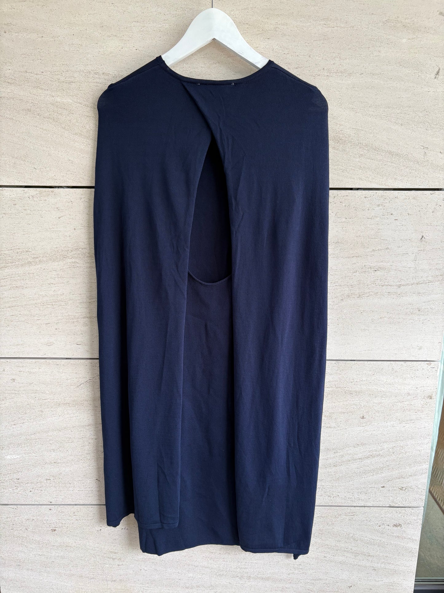 ZARA. Vestido azul mangas efecto capa. T S