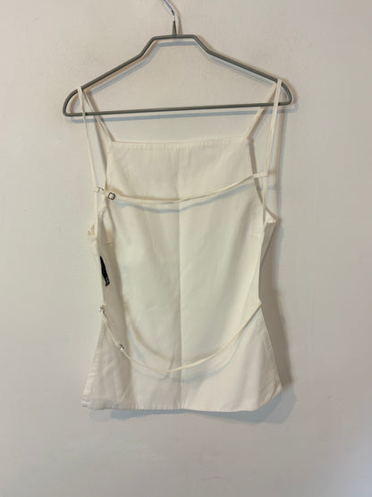 ZARA. Top blanco detalle espalda