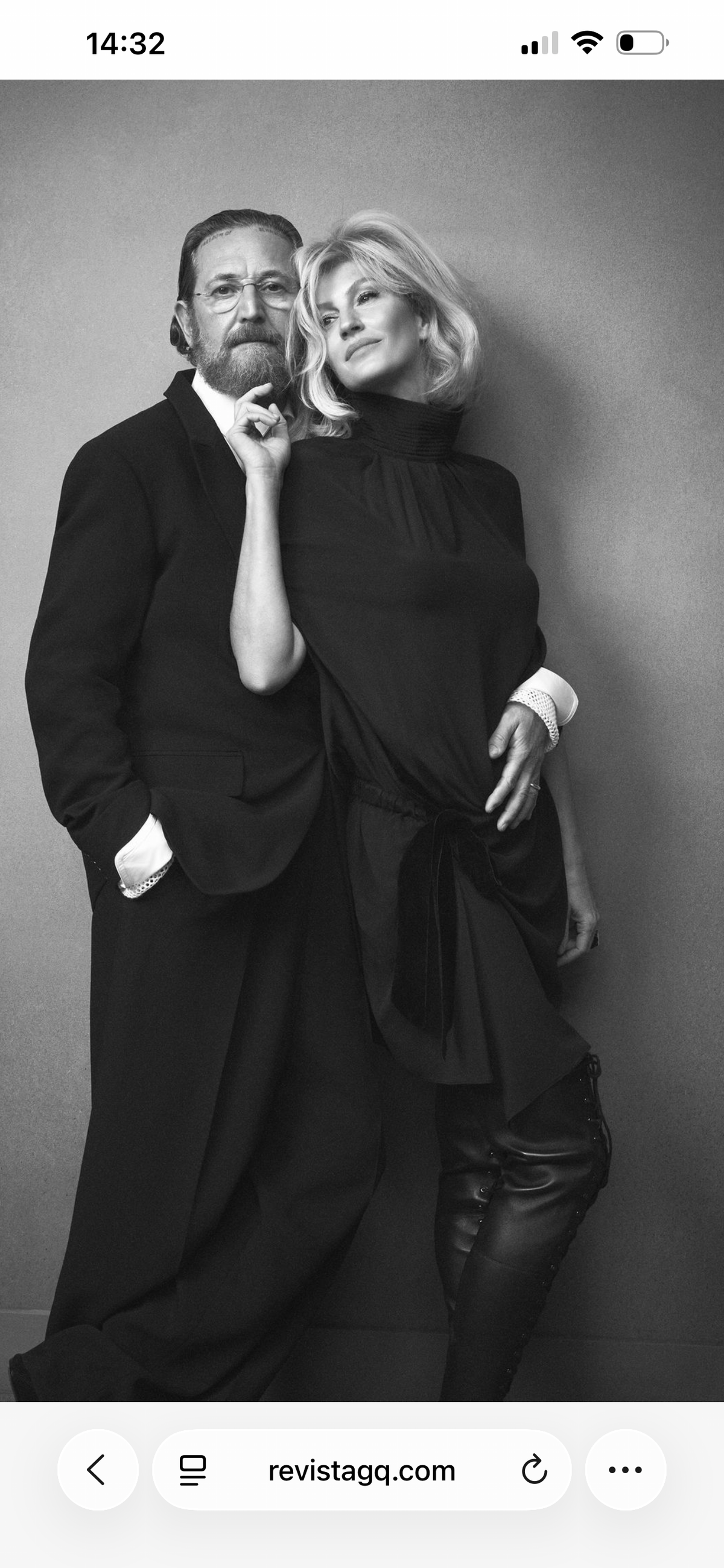 ZARA x STEFANO PILATI. Vestido negro detalles