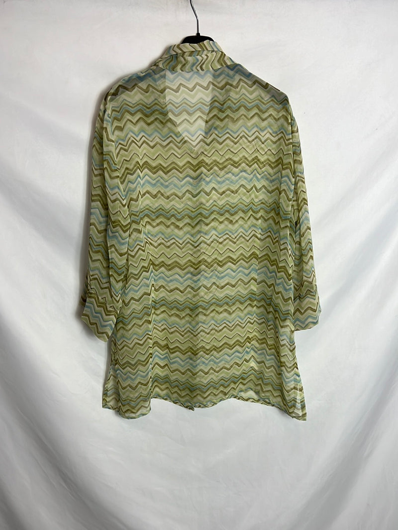 CORTEFIEL. Blusa verde semitransparente estilo vintage. T 48