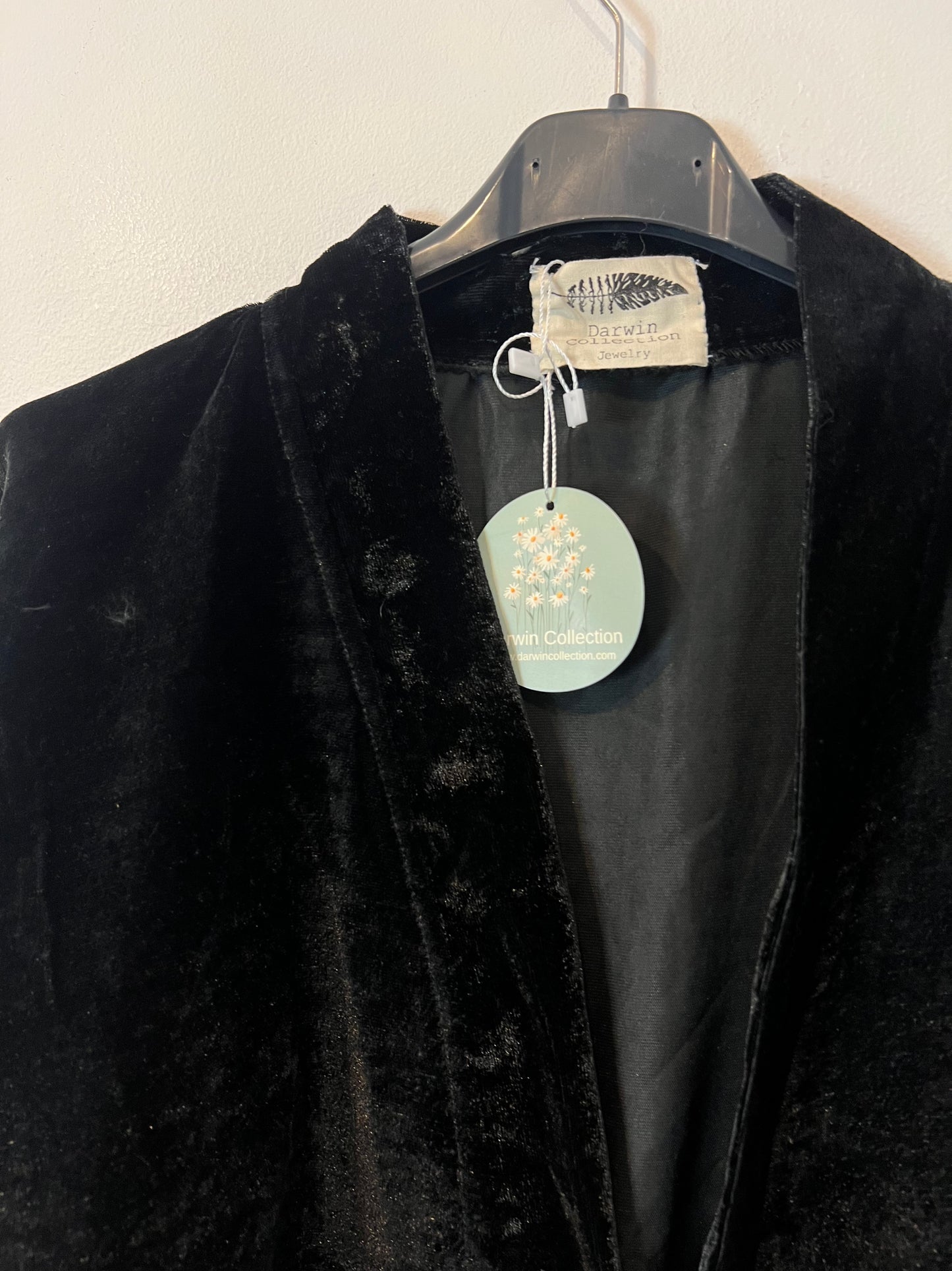 ZARA. Beige flowing blouse. Size M