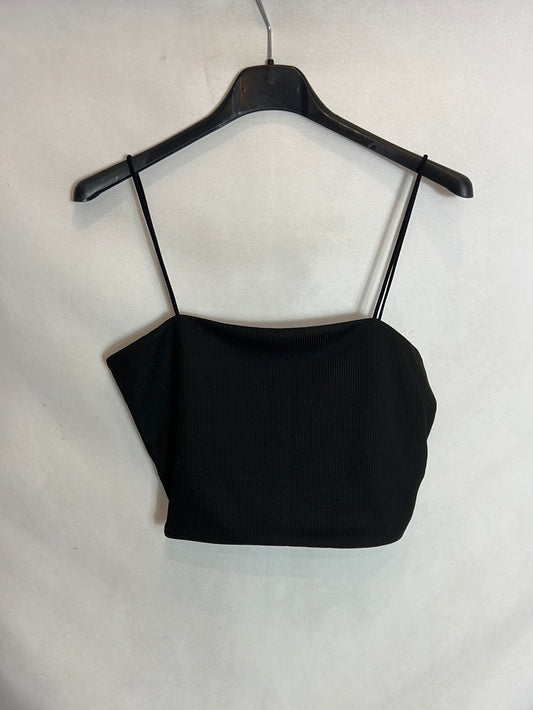 SHEIN. Black stretch crop top. TM