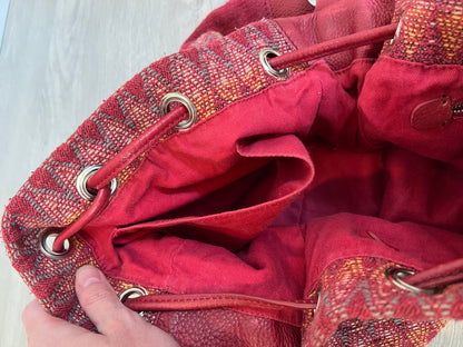 BIMBA Y LOLA. Double-textured sack bag