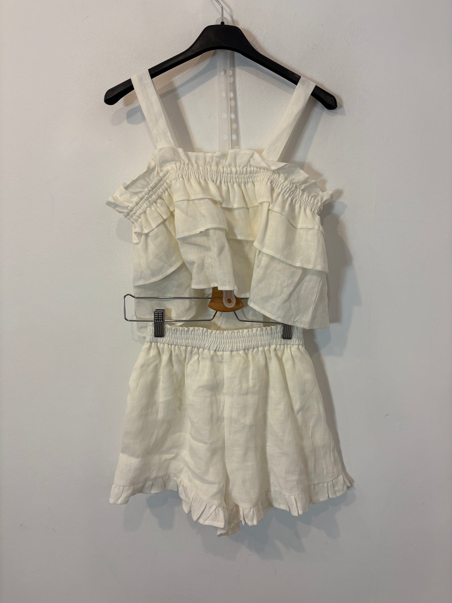 ZARA. Conjunto blanco lino