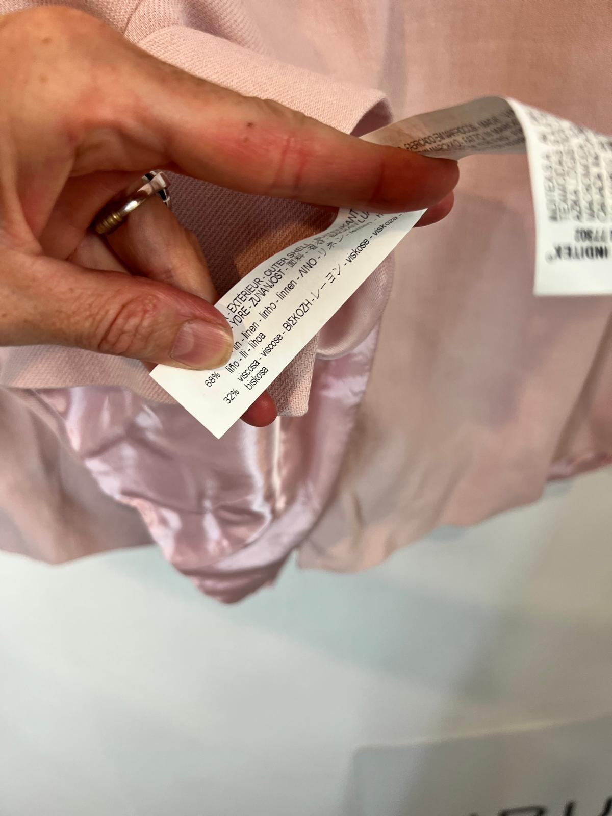 ZARA. Blazer rosa con lino