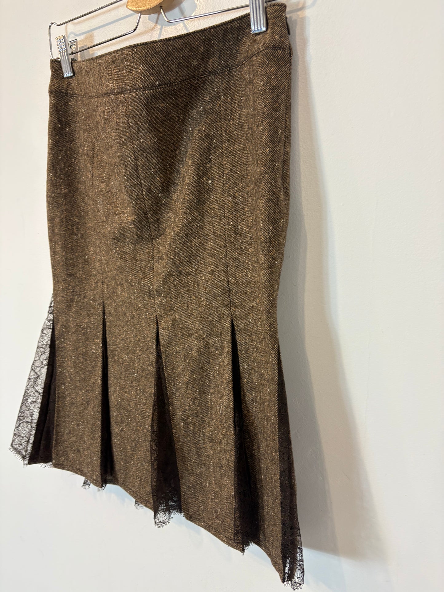 VALENTINO. Falda jaspeada detalle encaje