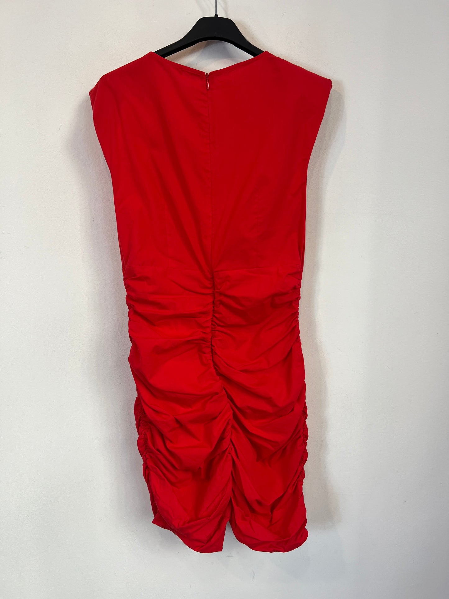 ZARA. Vestido corto rojo fruncido T.s