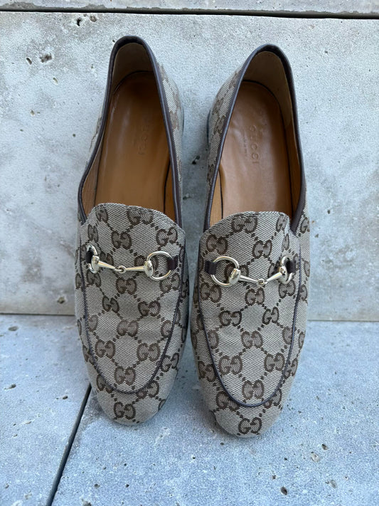 GUCCI. Mocasines lona Jordean. T 38