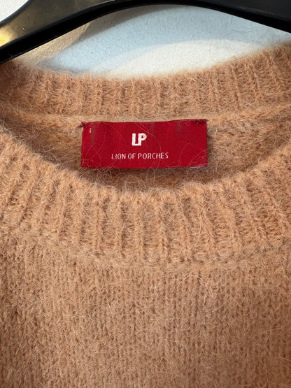 LION OF PORCHES. Jersey beige mohair