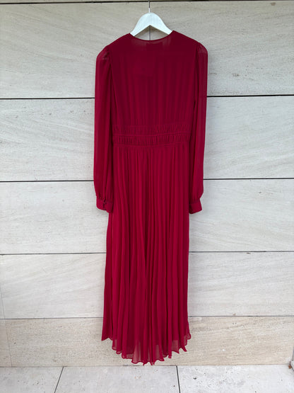 JUAN AVELLANEDA. Vestido fluido plisado