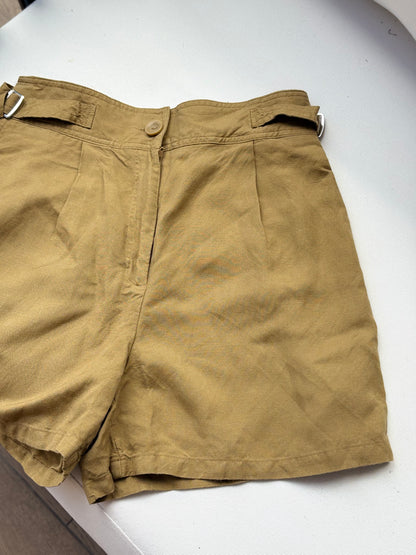 ZARA. Flowy camel Bermuda shorts. TS