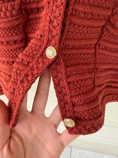 PETITE MENDIGOTE. Chaqueta punto granate