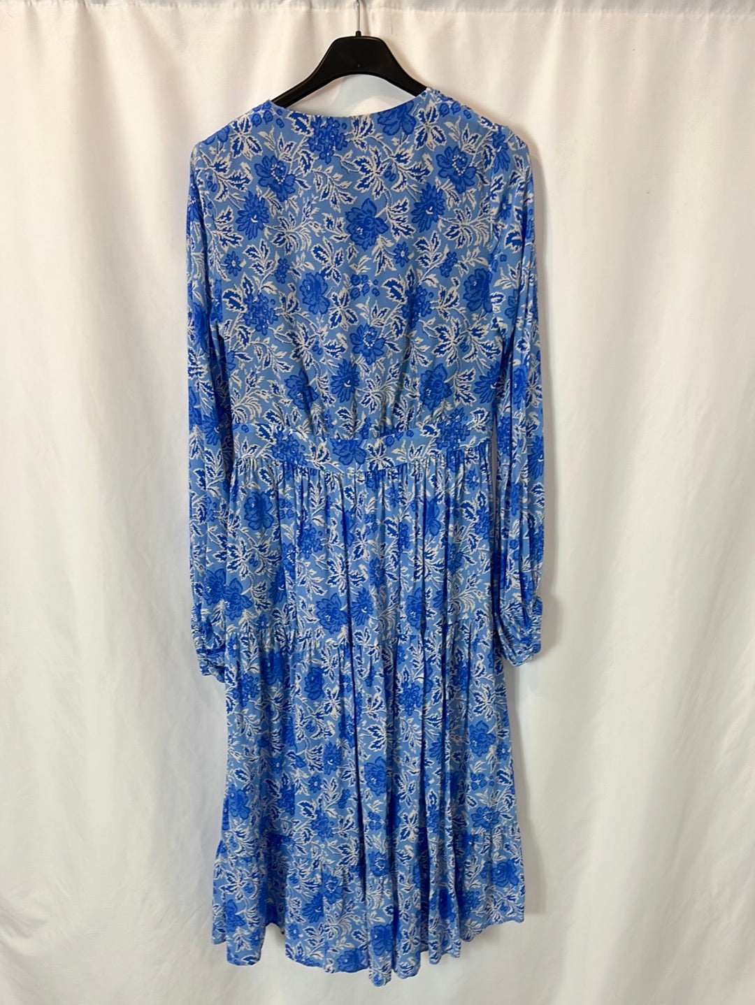 MASSCOB. Vestido midi seda estampado azules. T XS