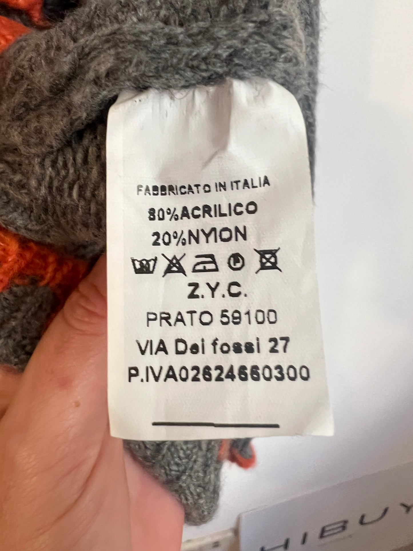 OTRAS. Jersey gris detalle naranjas. T S/M