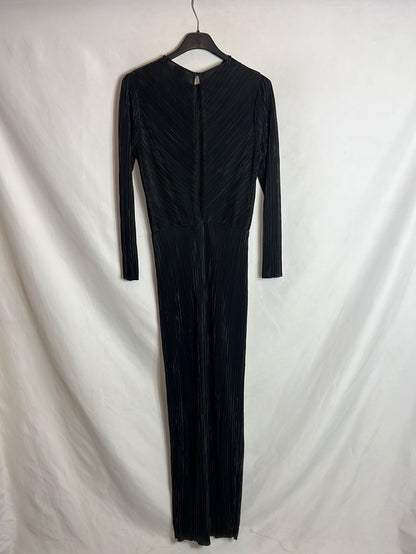 ZARA. Long black pleated dress. TS