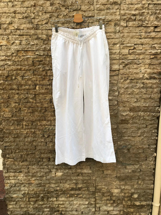 ZARA. Mustard textured back top. TS