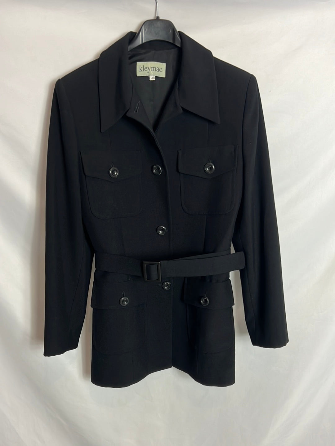KLEYMAC. Chaqueta negra bolsillos. T 38