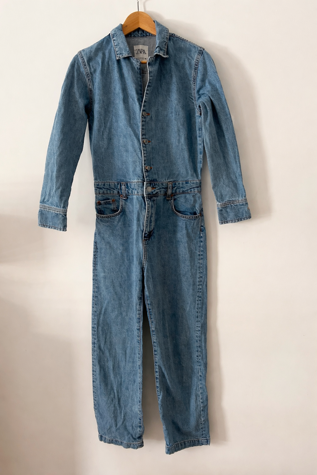 ZARA. Mono largo denim