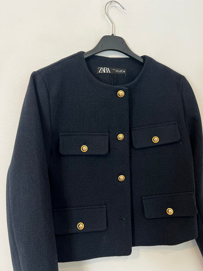 ZARA. Chaqueta azul botones dorados