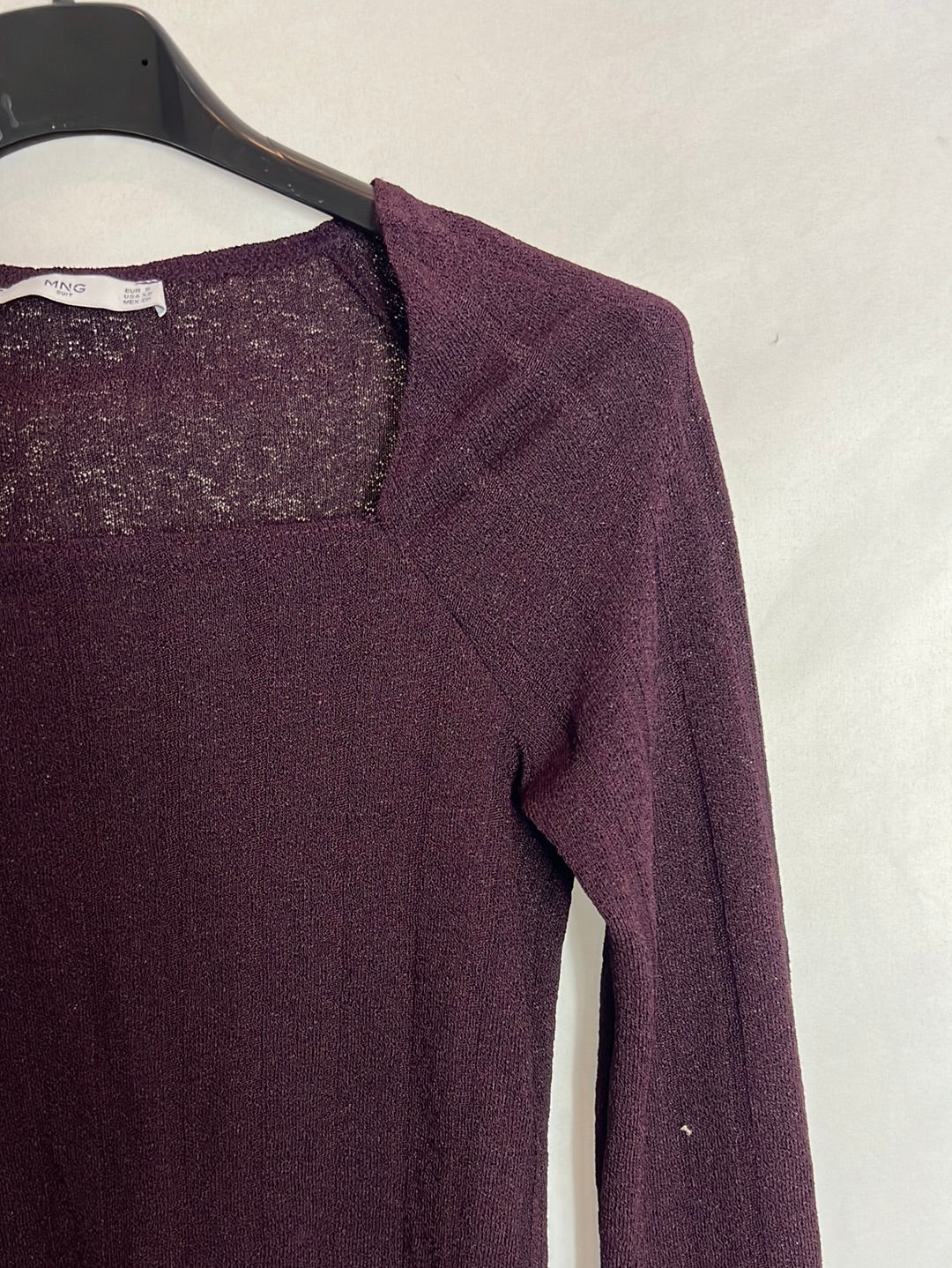 MANGO. Top burdeos canalé T.s