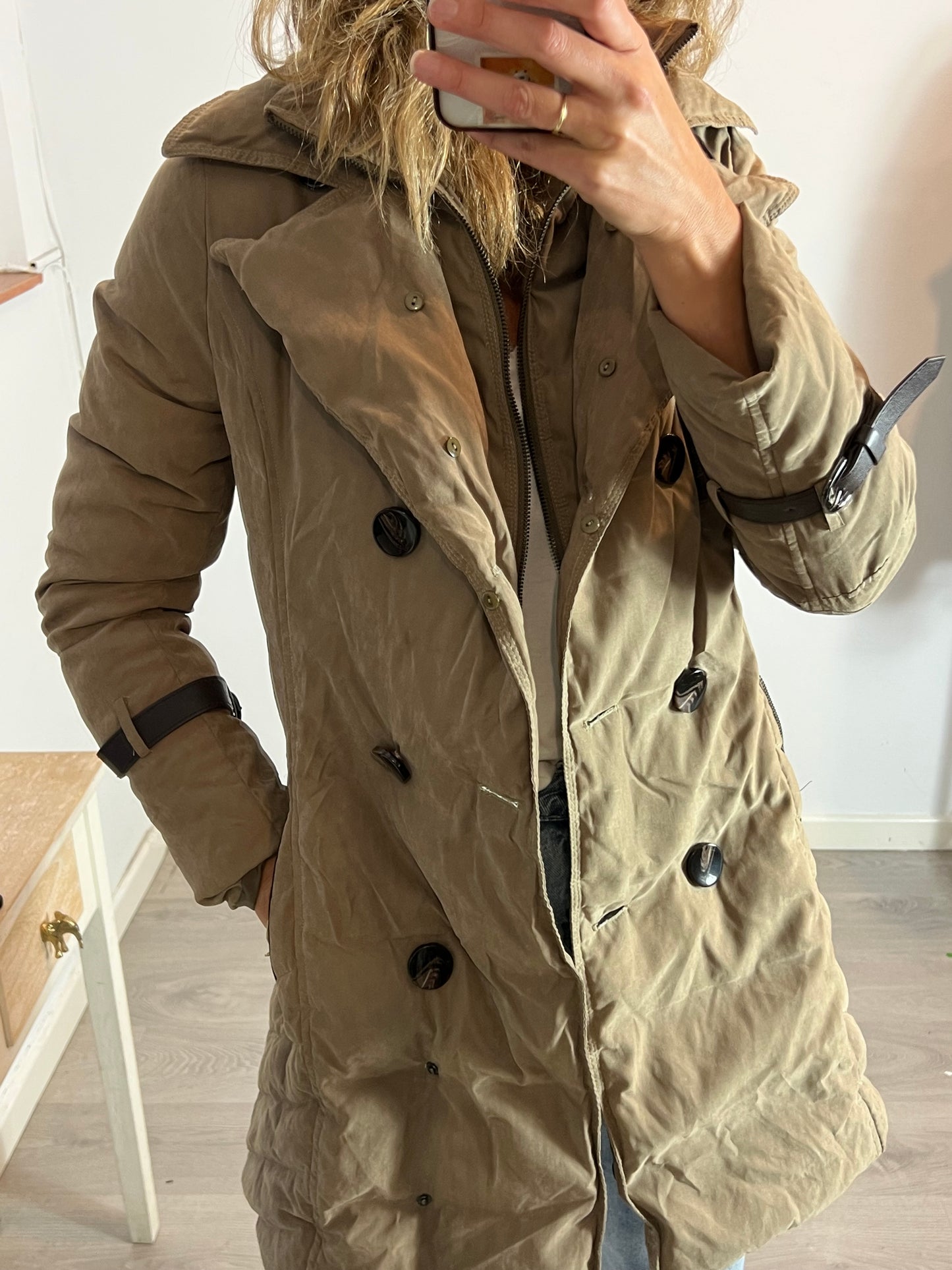 BDBA. Khaki beige quilted coat. T 40 (M)