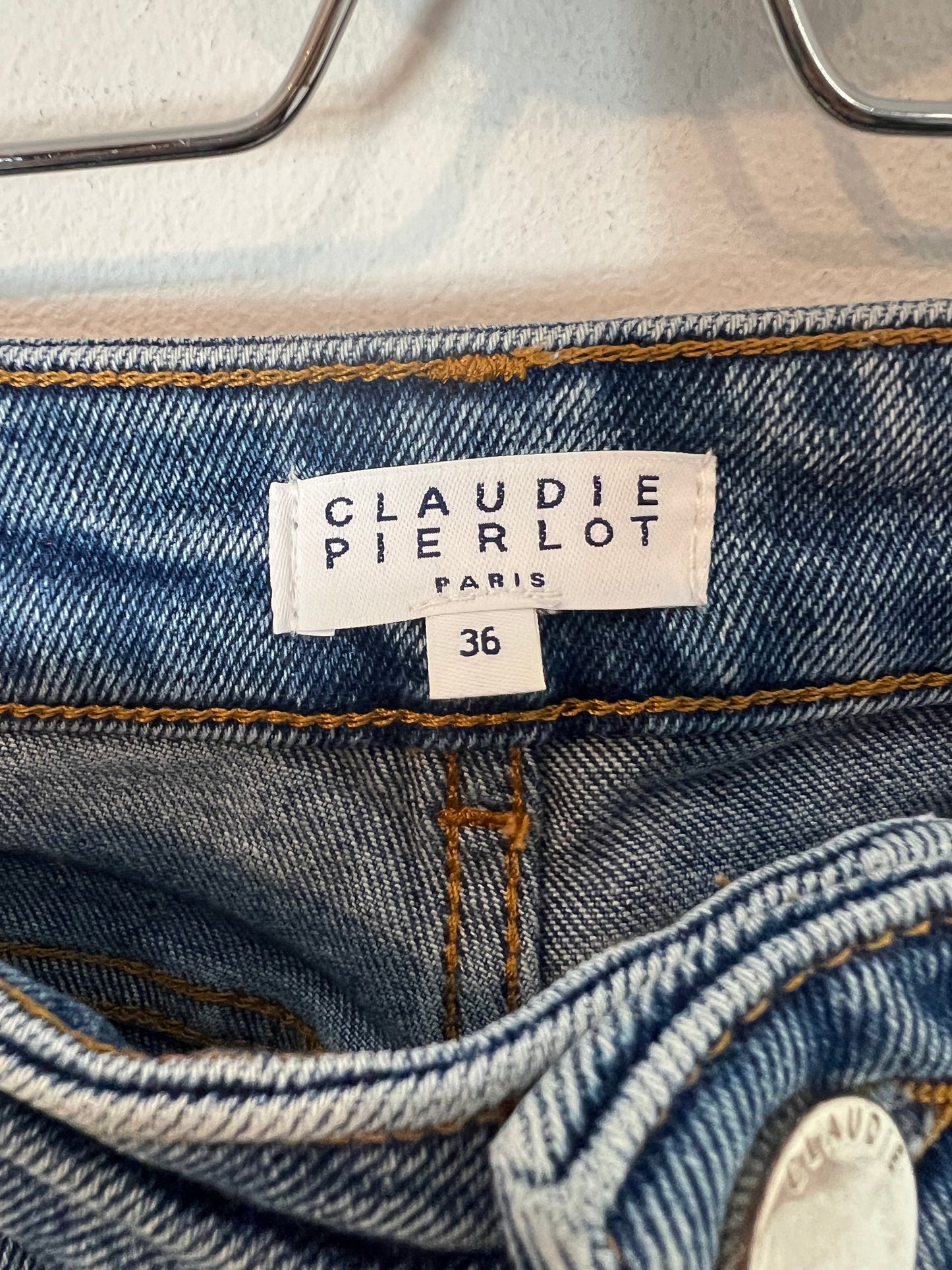 CLAUDIE PIERLOT. Denim pitillo. T 36