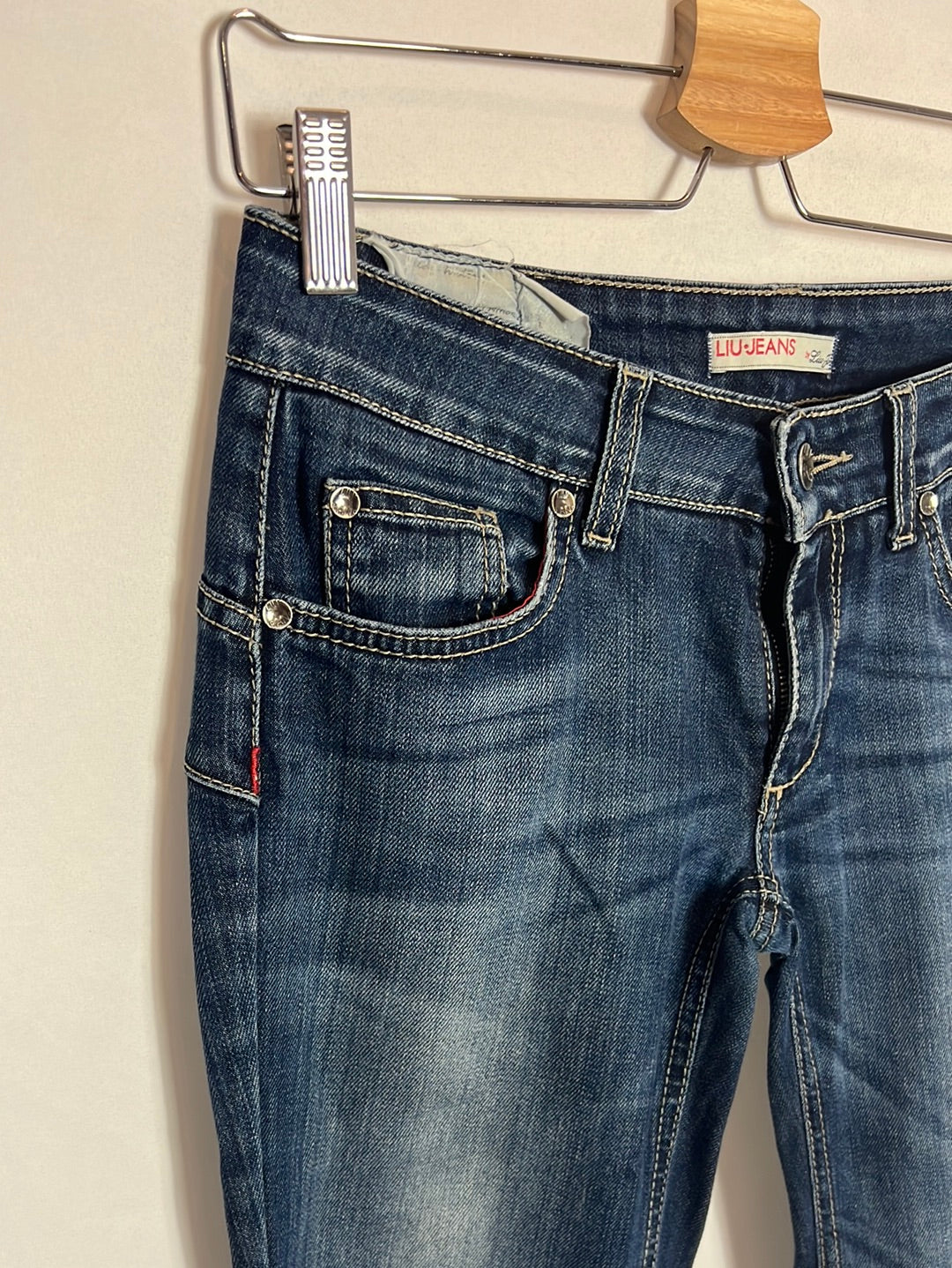 LIU-JO. Pantalones denim rectos. T 28 (38)