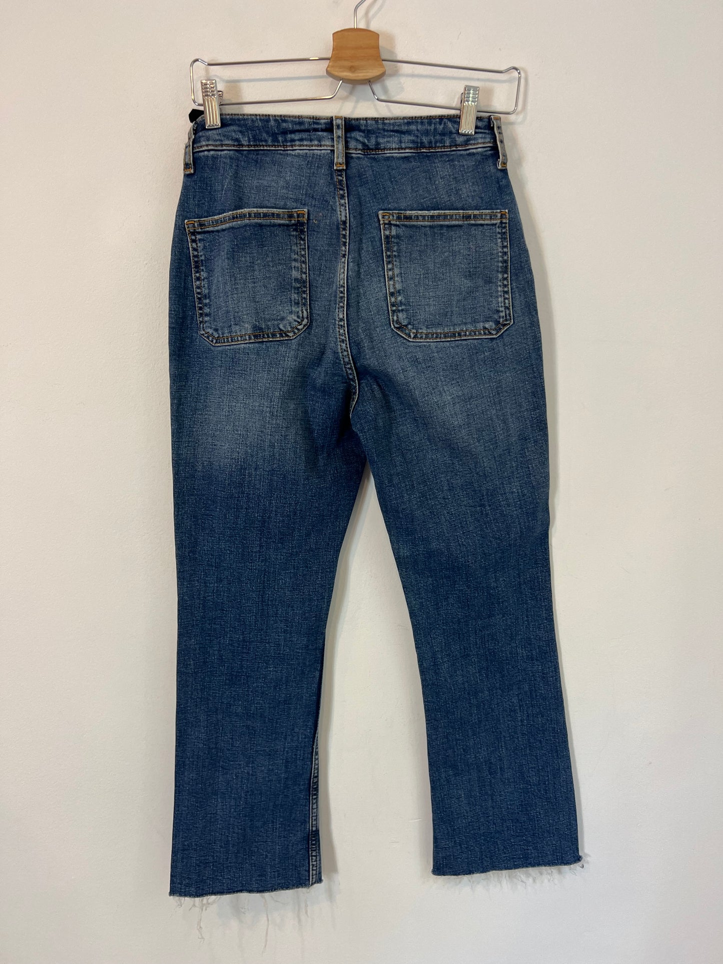 ZARA. Denim cropped bolsillos. T 36