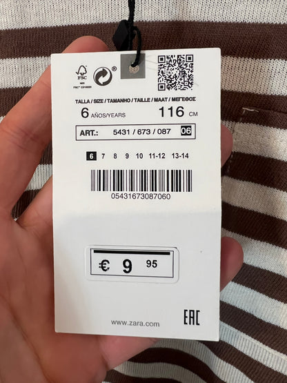 ZARA. Camiseta rayas beiges y marrones. T 6 años