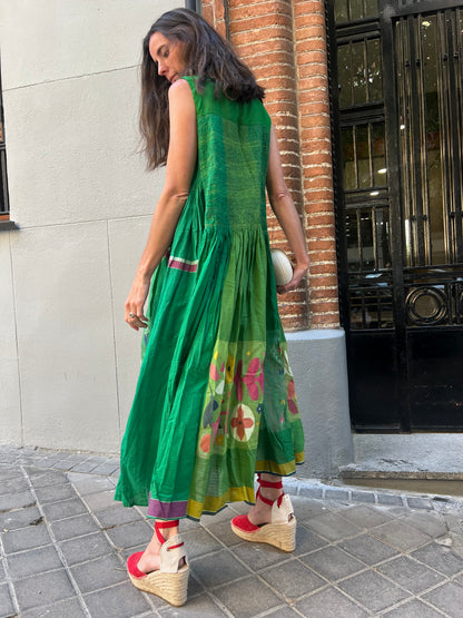 INJIRI. Vestido midi texturas estampado