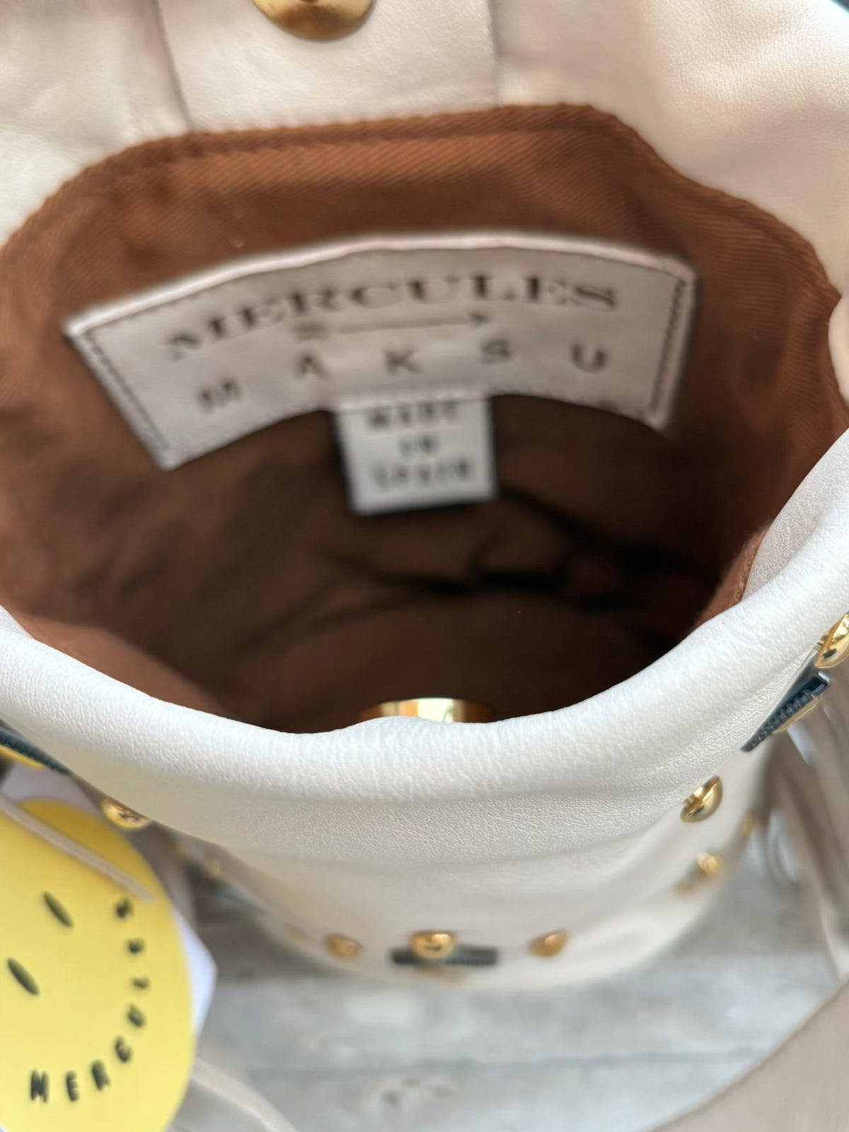 MERCULES x MAKSU. Bolso beige piel flecos