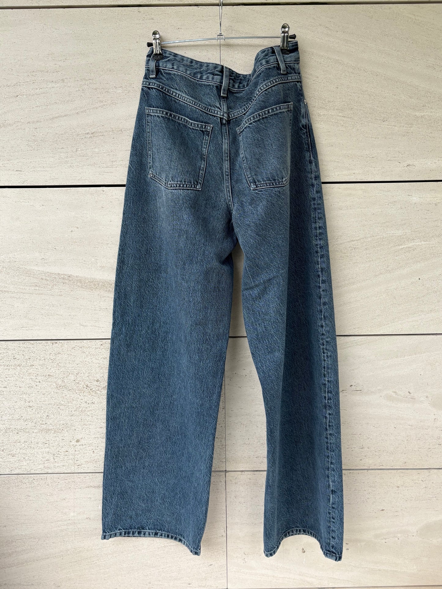 MASSIMO DUTTI. Denim tiro alto wide leg